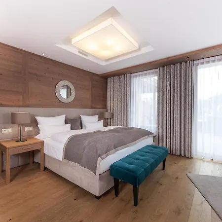 Schlosshotel Hotel