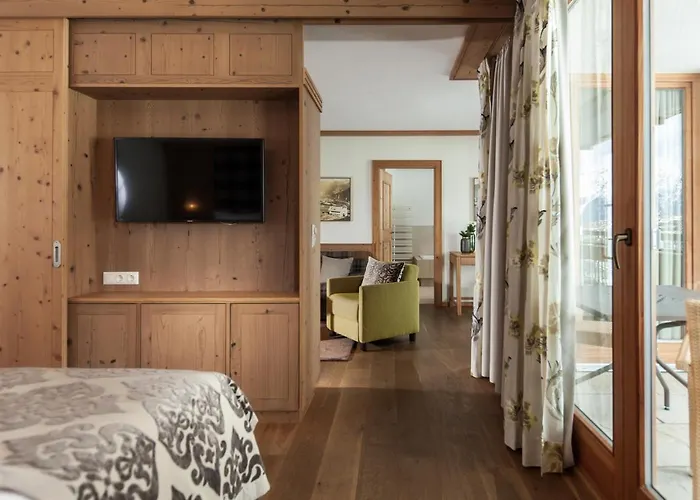 Schlosshotel 5* 피스