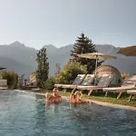 فندق Schlosshotel 5*