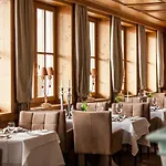 Schlosshotel فندق فس