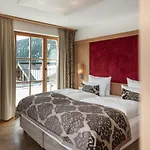 فندق Schlosshotel